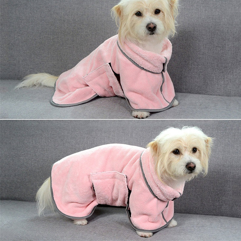 Pet Towel: Dry pets faster, cuddle sooner with this cozy towel!