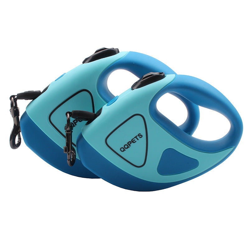 LED Shining Retractable Dog Leash – Hands-On Safety for Pet Owners